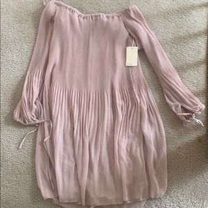 Brand new Aritzia off the shoulder pleated dress